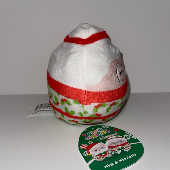 Squishmallows Nick the Santa Claus & Nicolette the Mrs. Claus 5" Flip A Mallow - Picture 7 of 9